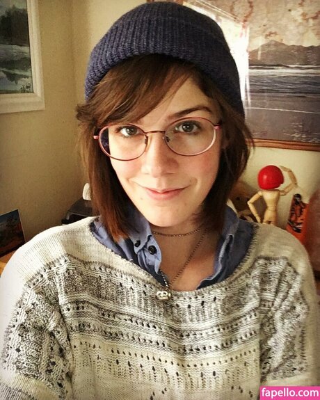 Bryarly Bishop star adult photo