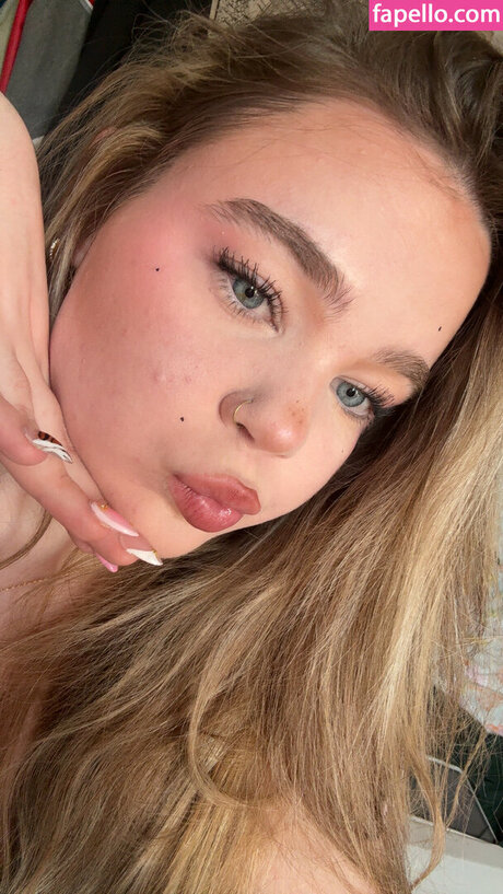 Dulyiis star xxx pics