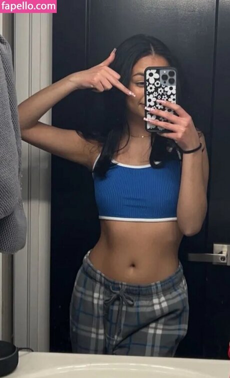 Nina Eastman pretty model galleries