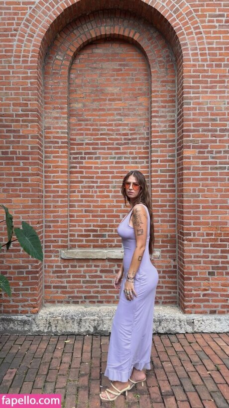 roromuffins xxx model image