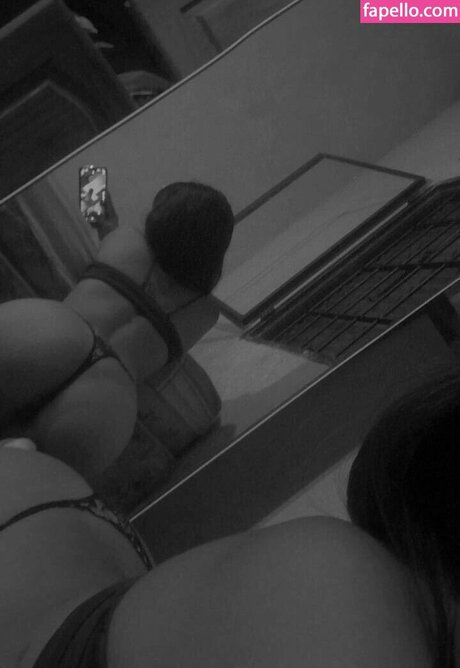 milii01 ok nudes actress pictures