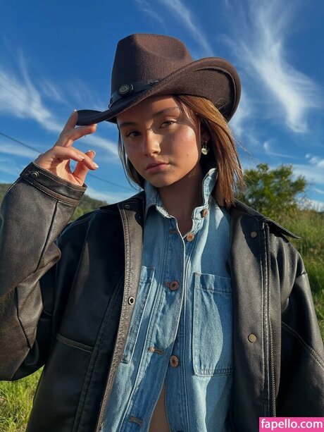 Chelsea Mayer pornstar art photo