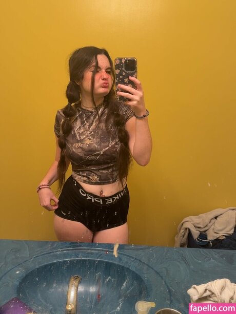 ashby20384 perfect model picture