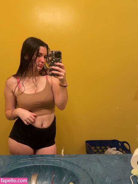 ashby20384 naked pornstar image