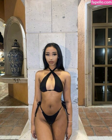 HornAfrica hot actress archive