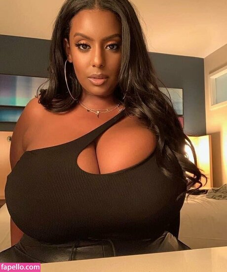 HornAfrica model art galleries