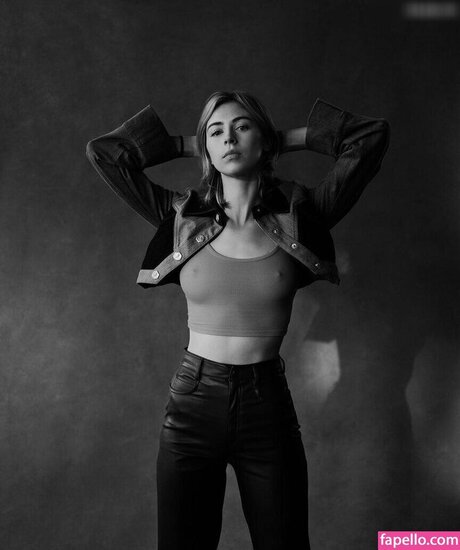 pink hair onlyfans hot sexy photo