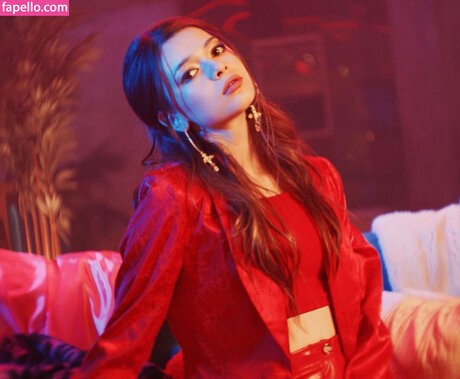 Nikki Hahn model naked galleries