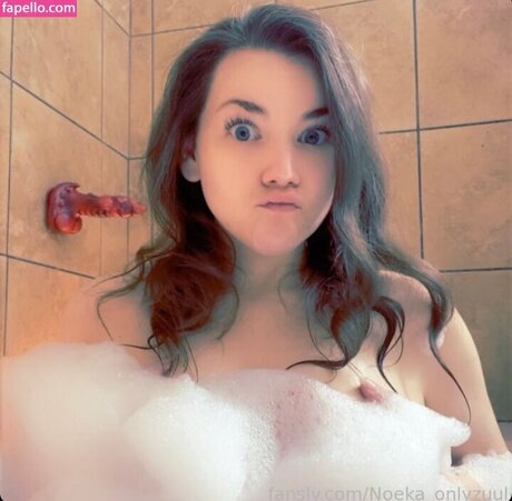 EkaBakie nudes model pictures