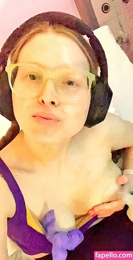 Jessie Cave beautiful actress images