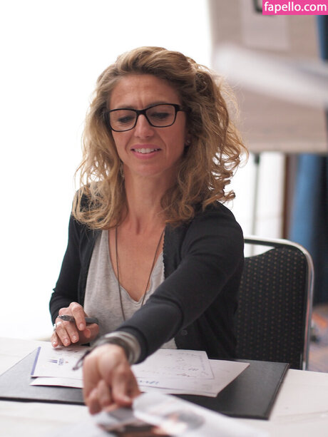 Claudia Black beautiful pornstar img