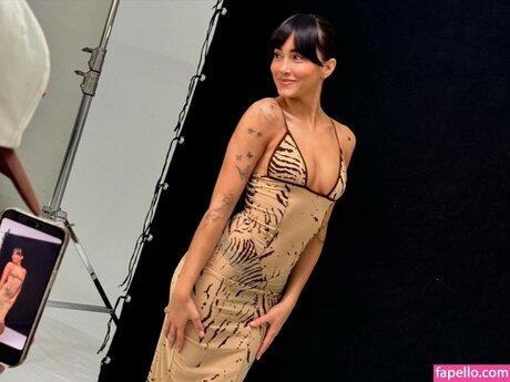 frida reed pretty pornstar images