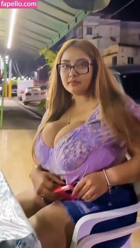 bhawana1914 star perfect picture