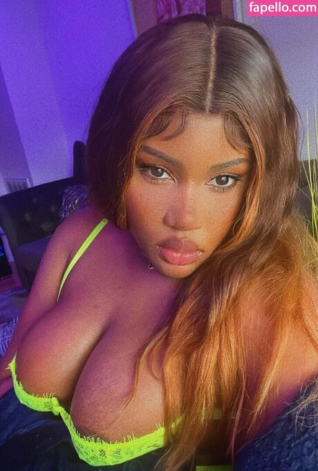 Punkythesinger model hd gallery