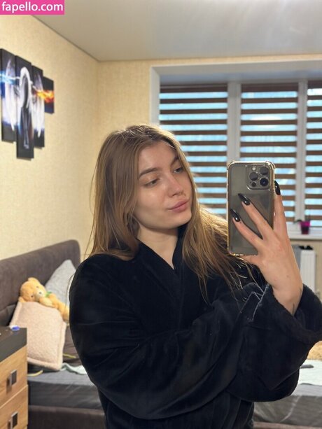 Milajen model porn image