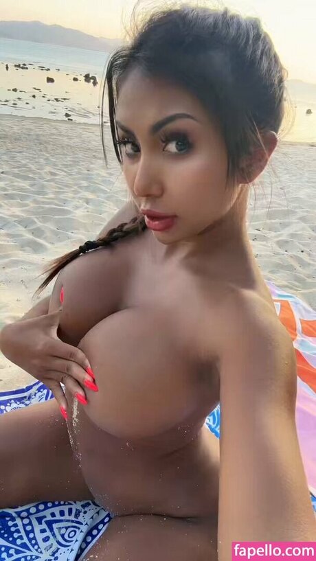 Jennawicked model adult pic