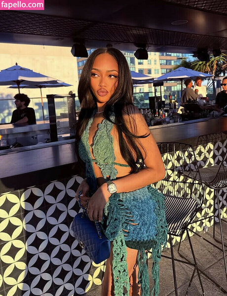 Jodie Woods erotic actress photos