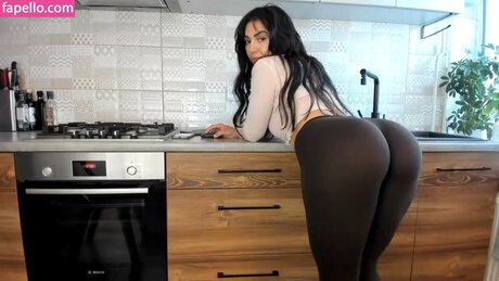 MissNelly sex pornstar pics