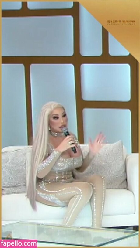 Jessi Alves hot actress image