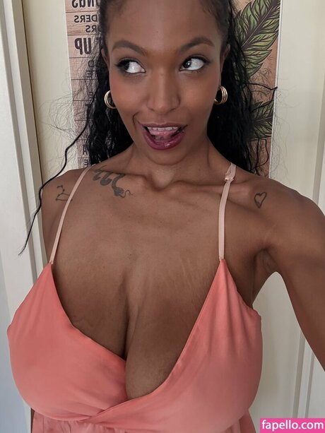 itszurihill pornstar nice img