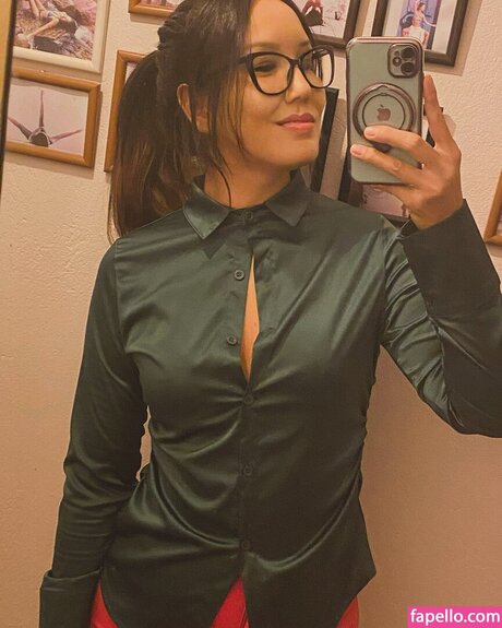 renathashen pretty pornstar pictures