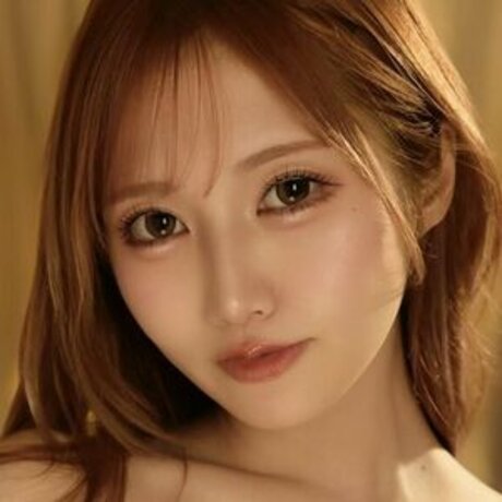 Amiri Saitou model sexy pictures