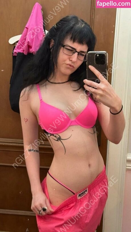 saucysphinx xxx pornstar photo