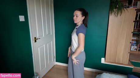 Double Take Reacts model exclusive image