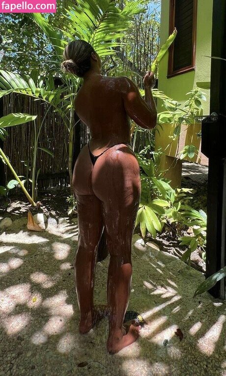 Natalie Gessey Profile pic