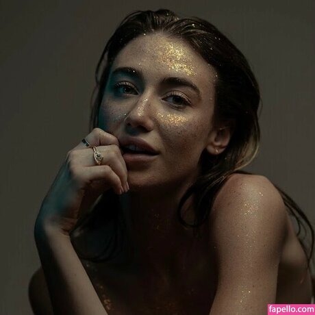 Kamilla Kowal pornstar nude pics