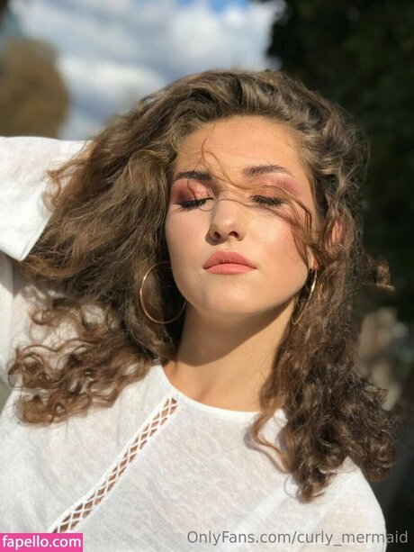 Sordid refinery star porn pics