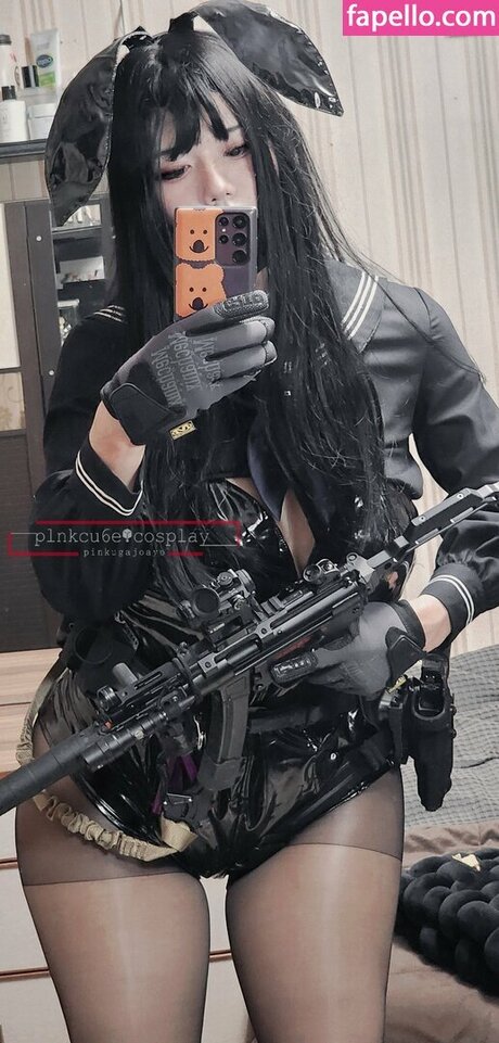 pinkugajoayo free model picture