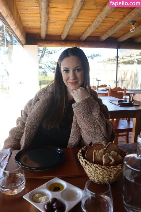 micaelapinela nice star img