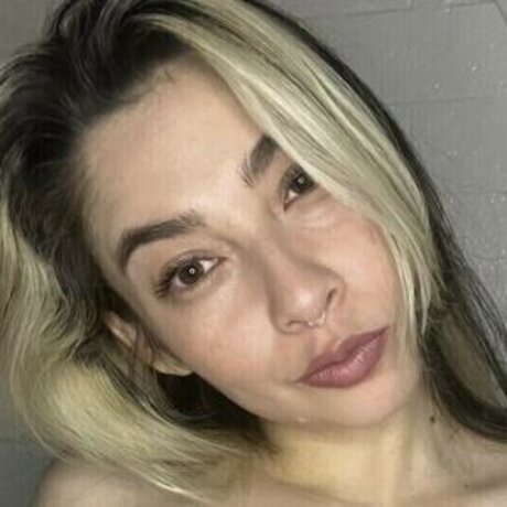 Alanna Castro model sexy pics