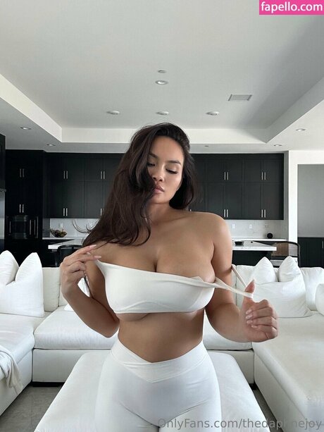 DaphneJoy adult actress picture