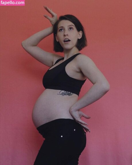 Eden Sher pornstar pretty picture