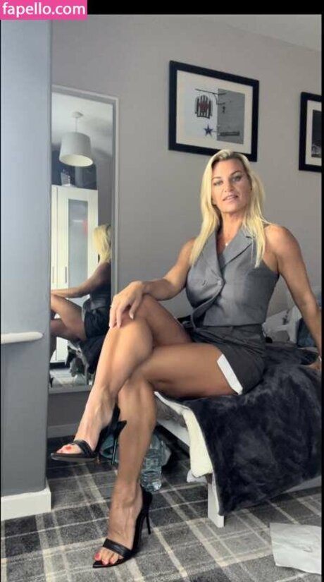 Funfitfashionjb nude star img