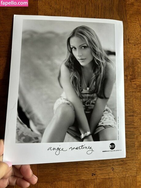 Angi Martinez model art image