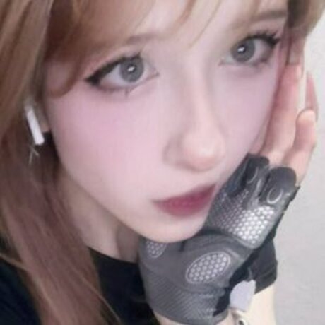 Pelememe exclusive pornstar pics