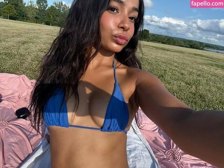 Fairine Bhuiyan model best image