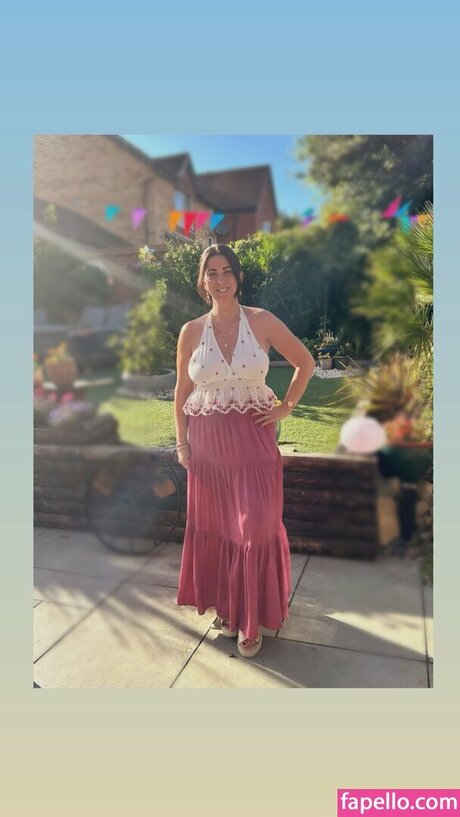 Kate Harrison star erotic photo