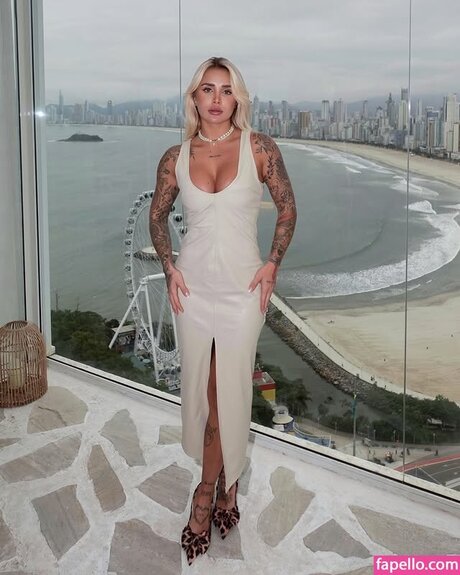 Bruna Rotta model naked picture