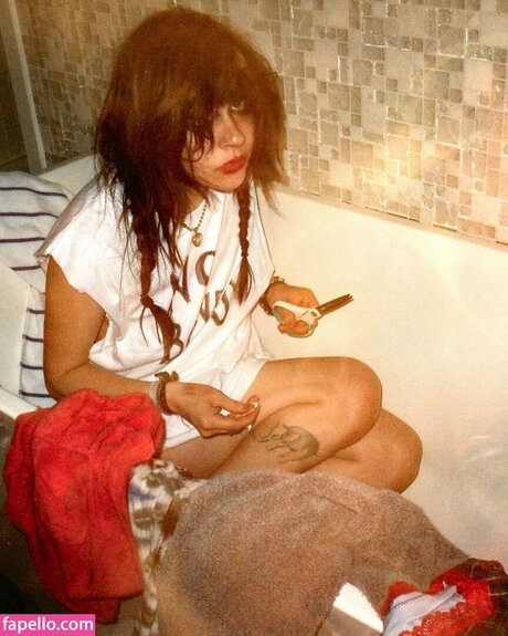 wormsheriff naked star picture