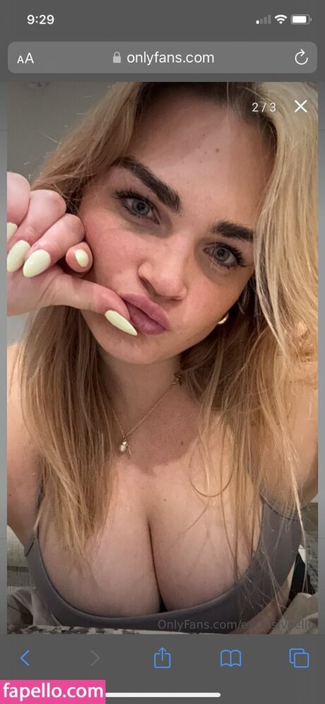 Ellesweats erotic actress gallery