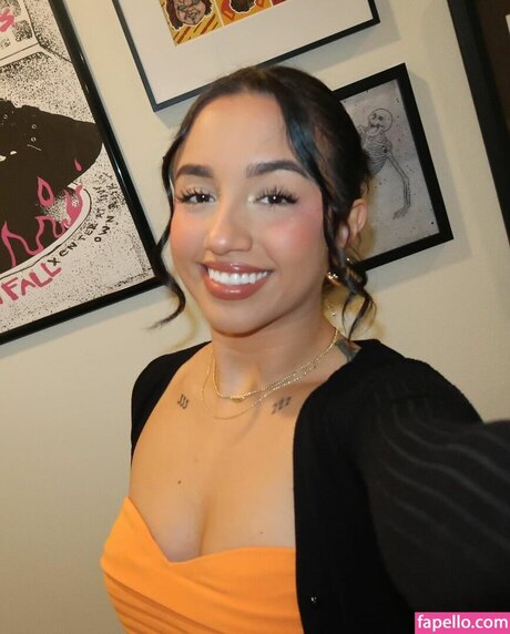 Zaira Lissette model nude img