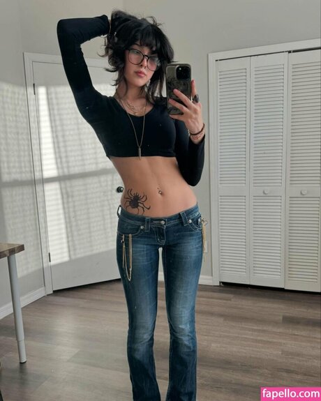 Vivi Speed model sex pictures