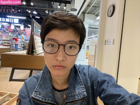 caroll 163cm erotic actress pic