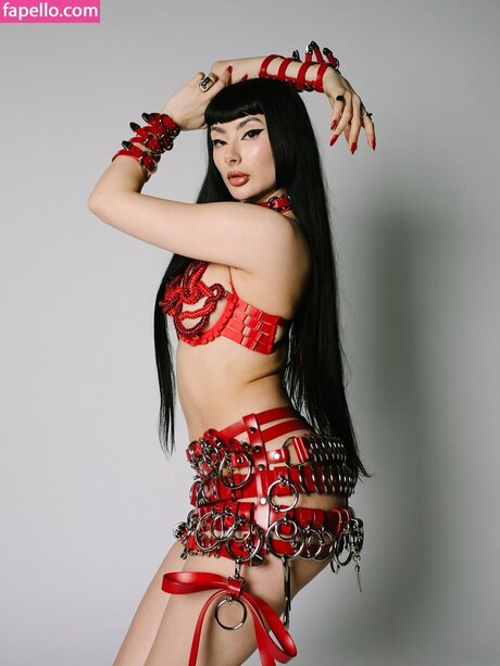 SweetSeverine model hot gallery