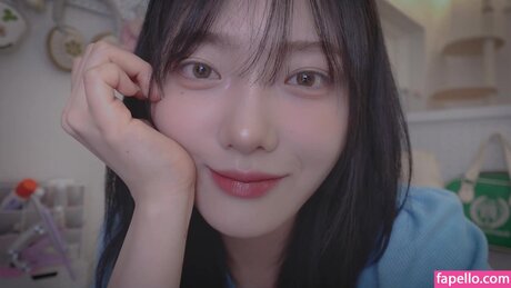 Nareun ASMR sex actress image