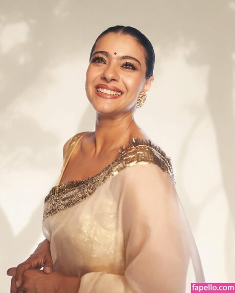 Kajol Devgn naked actress img